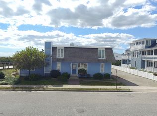 94 E 25th St, Avalon, NJ 08202