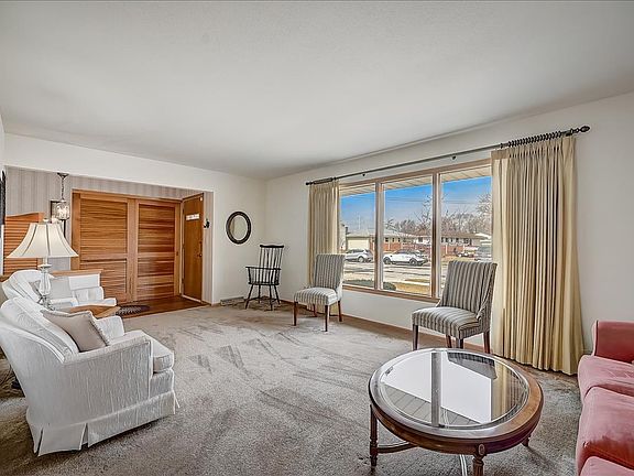 4th image of 209 Highland Dr