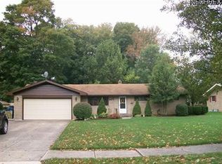 5124 Evergreen Dr, North Olmsted, OH