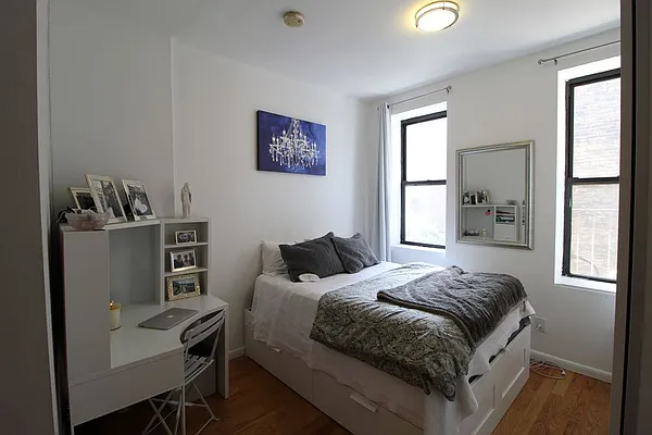 Rented by Mossanen Group | media 12