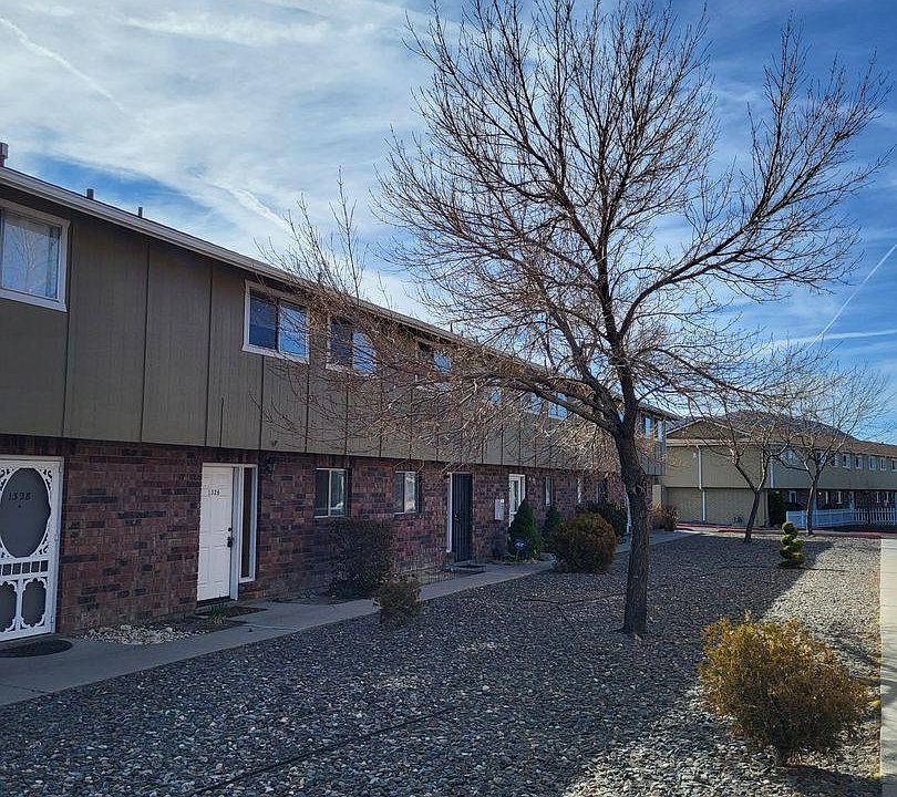 1st image of 1326 Green Ct N