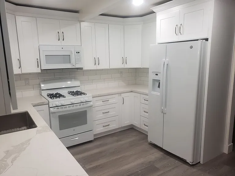 1801 Deborah St — Photo 3