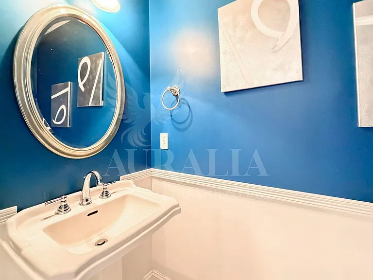 7754 Acc Blvd — Photo 9