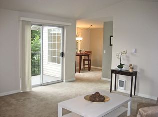 4316 W Lake Sammamish Pkwy SE #H201, Issaquah, WA 98027