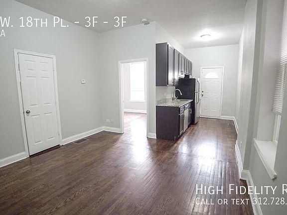 3rd image of 1322 W 18th Pl APT 3F