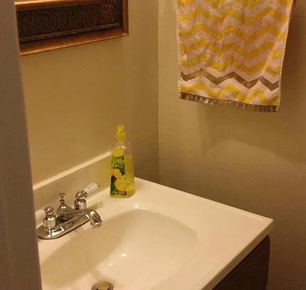 237 Elm St NW — Photo 2