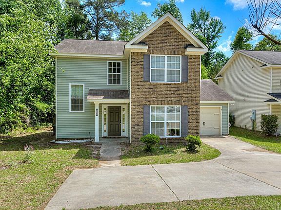 3rd image of 1462 Collins Drive
