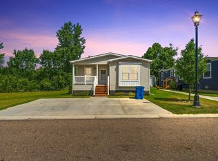 6500 Prince Blvd, Fenton, MI 48430