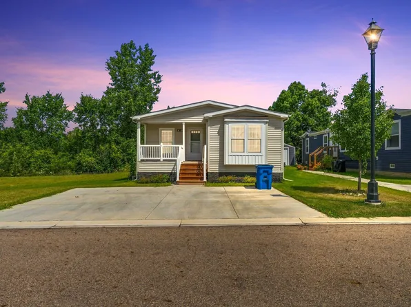 6500 Prince Blvd, Fenton, MI 48430
