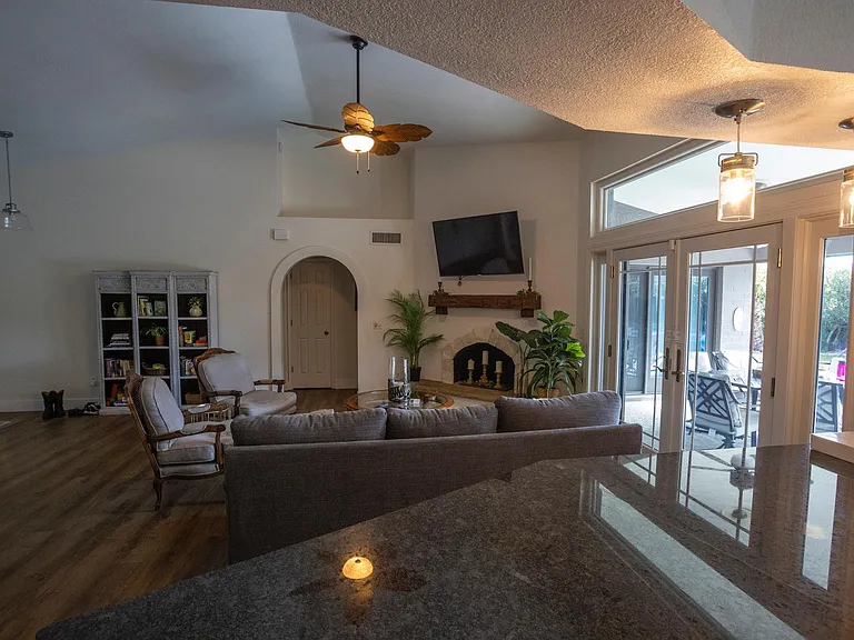 5737 E Marilyn Rd — Photo 17