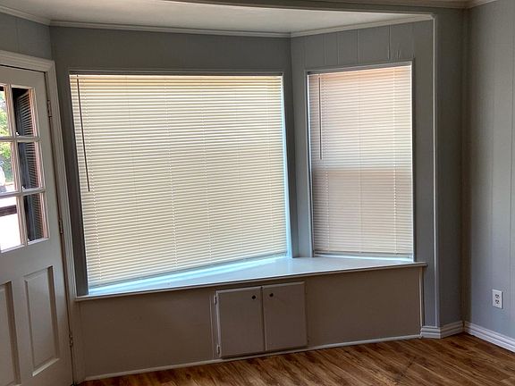4th image of 5844 Marina Dr