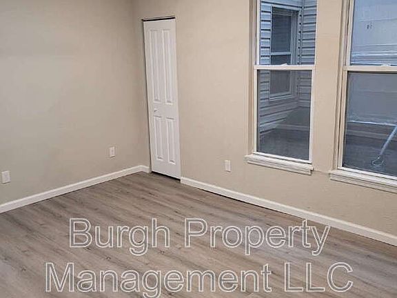4th image of 118 W 8th Ave APT 2A