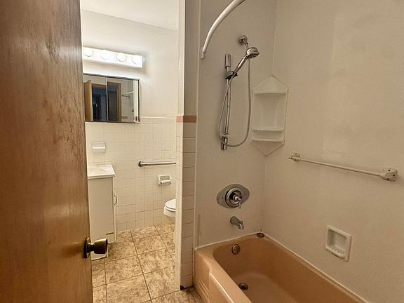 5th image of 1685 Alcoy Dr
