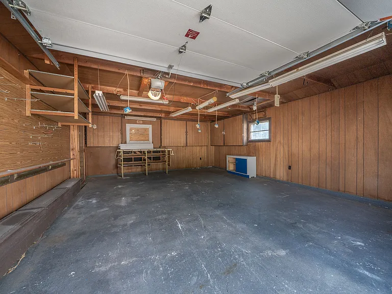 3118 S McLean Blvd — Photo 21