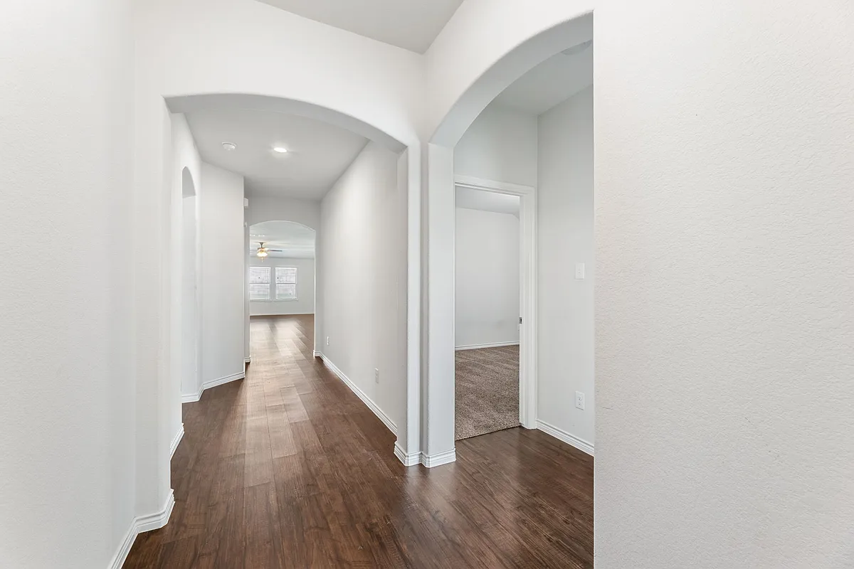Building Photo - 3609 Sabine Dr
