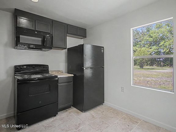 3rd image of 9424 Daisy Vestry Rd #1-A