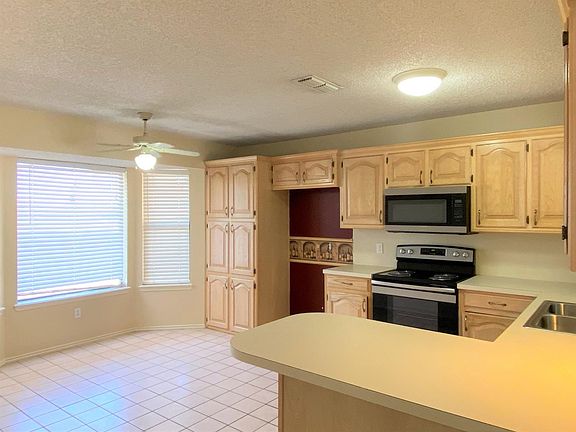 5th image of 6845 Iola Ave
