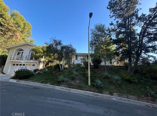 16248 Darcia Pl, Encino, CA 91436