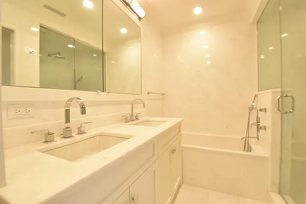 Rented by (Legacy) NY Quality Living Uptown | media 33