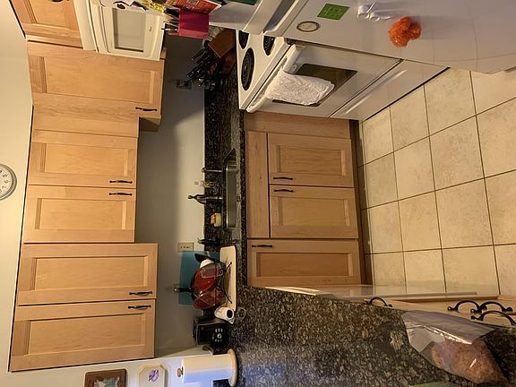 3rd image of 61 Breakwater Dr #61