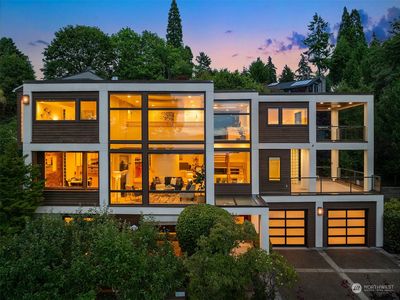 18136 Riviera Place SW, Normandy Park, WA, 98166