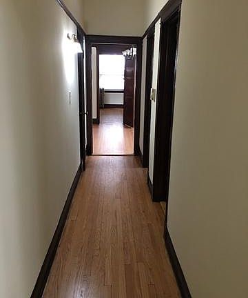 3rd image of 638 W Grace St #03E