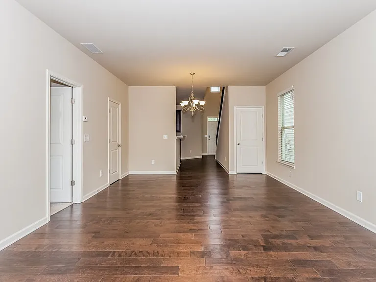 147 Seabreeze Ct — Photo 7