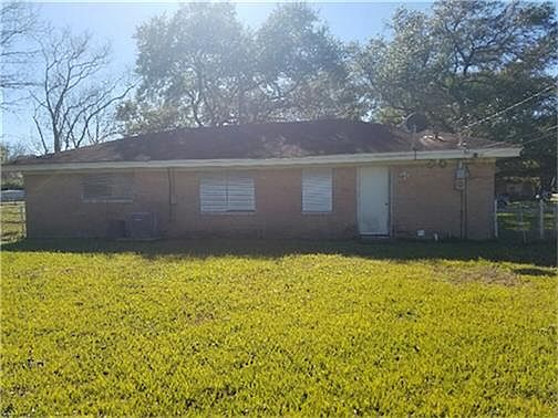 4th image of 1305 Lyric Ln