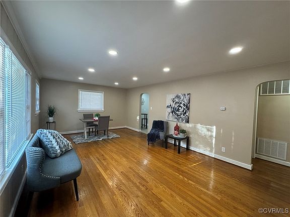 4th image of 5606 Forest Hill Ave