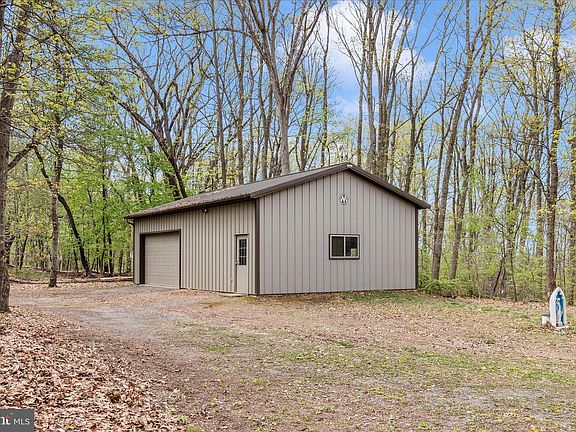 2nd image of 10393 Liberty Rd