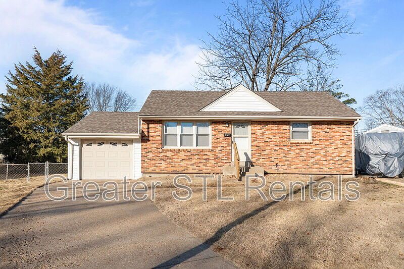 1st image of 3 Venetia Ct