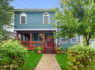 109 N Jackson St, Batavia, IL 60510