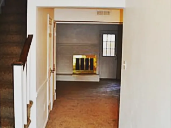 942 Indian Cir, Virginia Beach, VA 23451