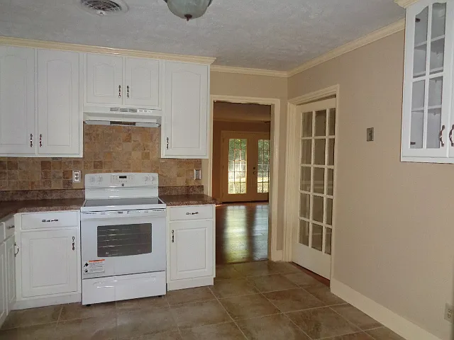 108 Crepe Myrtle Dr — Photo 7
