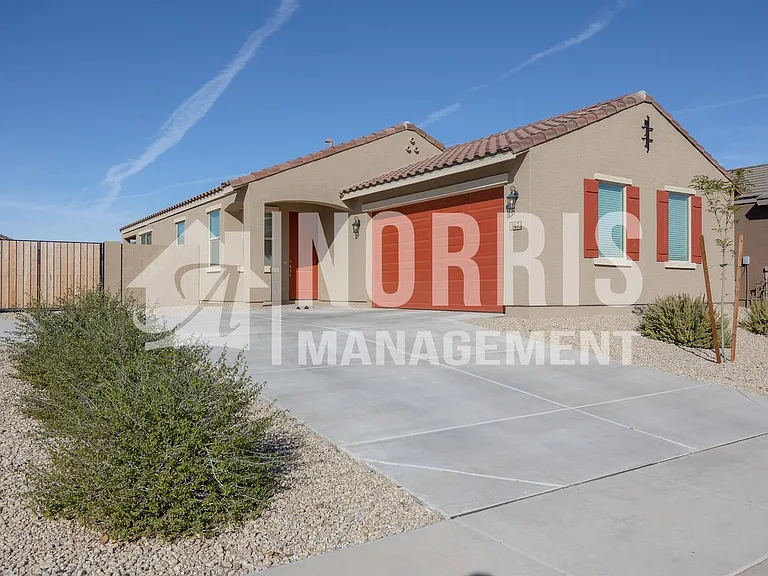 247 S San Gregorio Ln — Photo 2