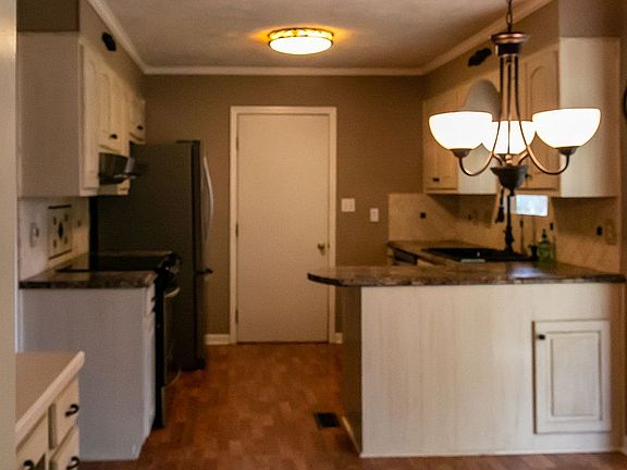 2nd image of 283 Ashton Woods Dr