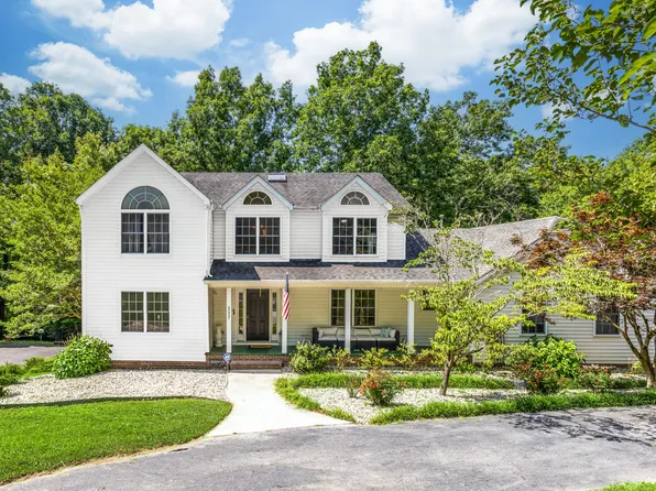 117 Lake Crest Ln, Tullahoma, TN 37388