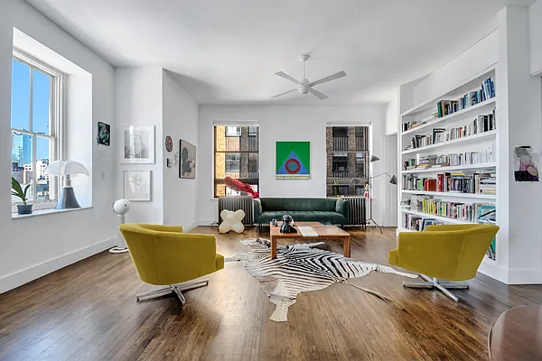 Sold by Compass | media 19