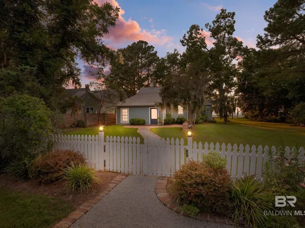 5490 Battles Rd, Fairhope, AL 36532