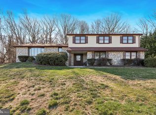 77 Turkey Ln, Furlong, PA