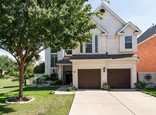 2502 Waterford Dr, Irving, TX 75063