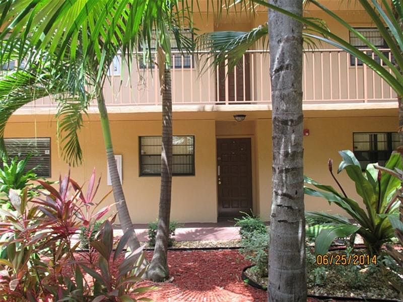 1st image of 10815 SW 112th Ave APT 105