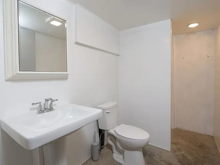 Parkview Dr — Photo 29