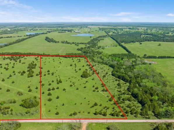 1 County Road 43380, Paris, TX 75462
