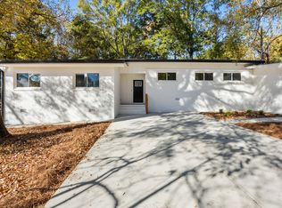 8625 Cedarbrook Dr, Charlotte, NC 28215