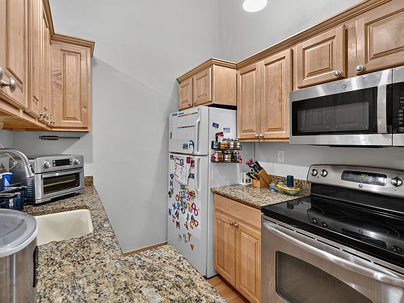 4th image of 6258 Chasewood Drive #G