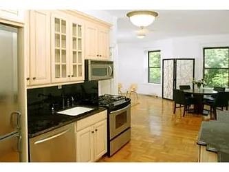 Rented by Domus Realty