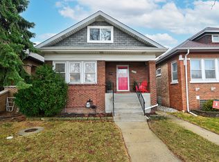 2714 Clarence Ave, Berwyn, IL 60402