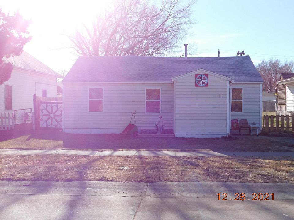 1st image of 1118 E 10th St