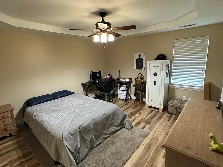 257 Rowland Dr — Photo 9